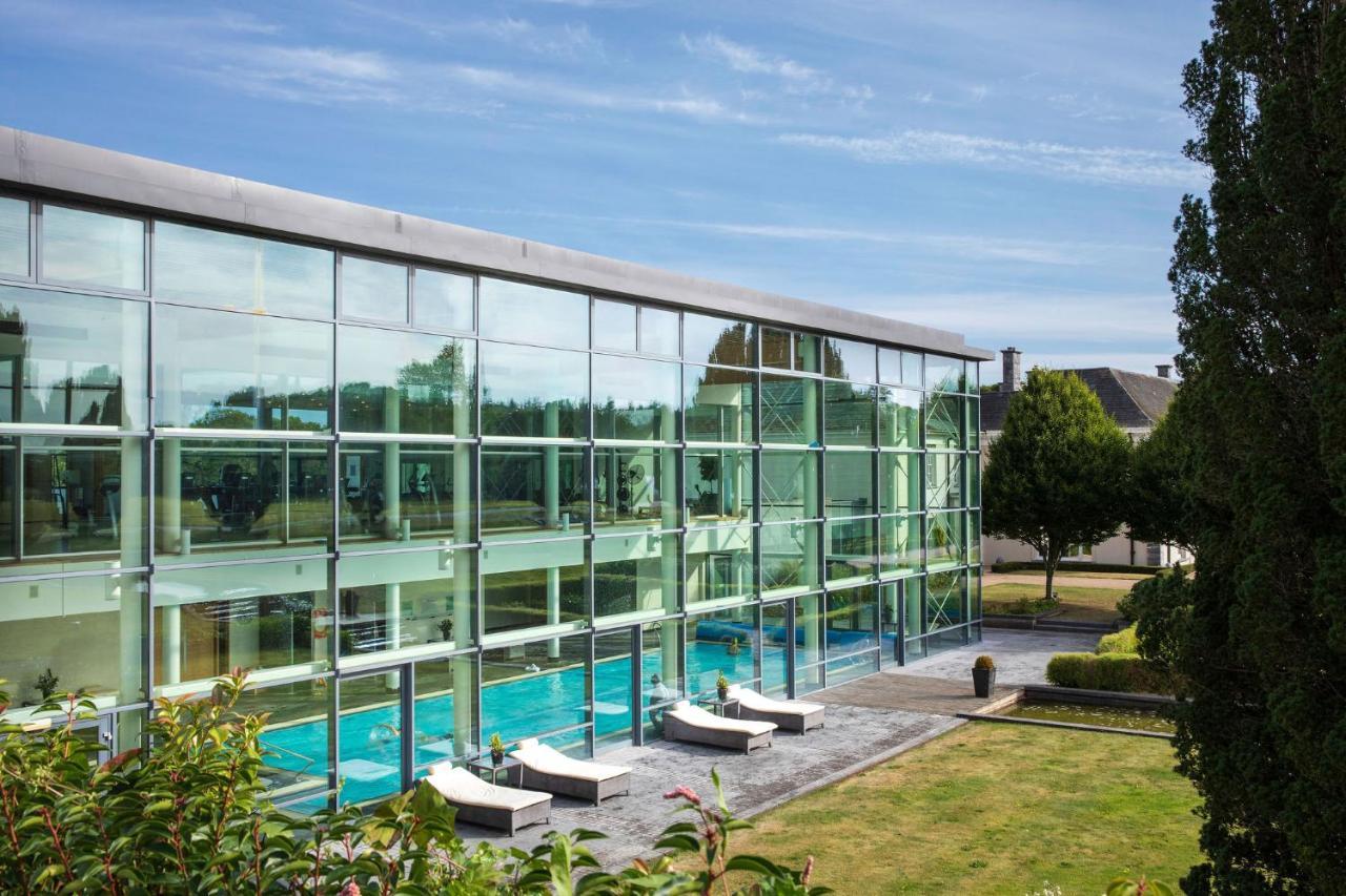 Castlemartyr Resort Hotel Exteriér fotografie The swimming pool at the University of Roehampton