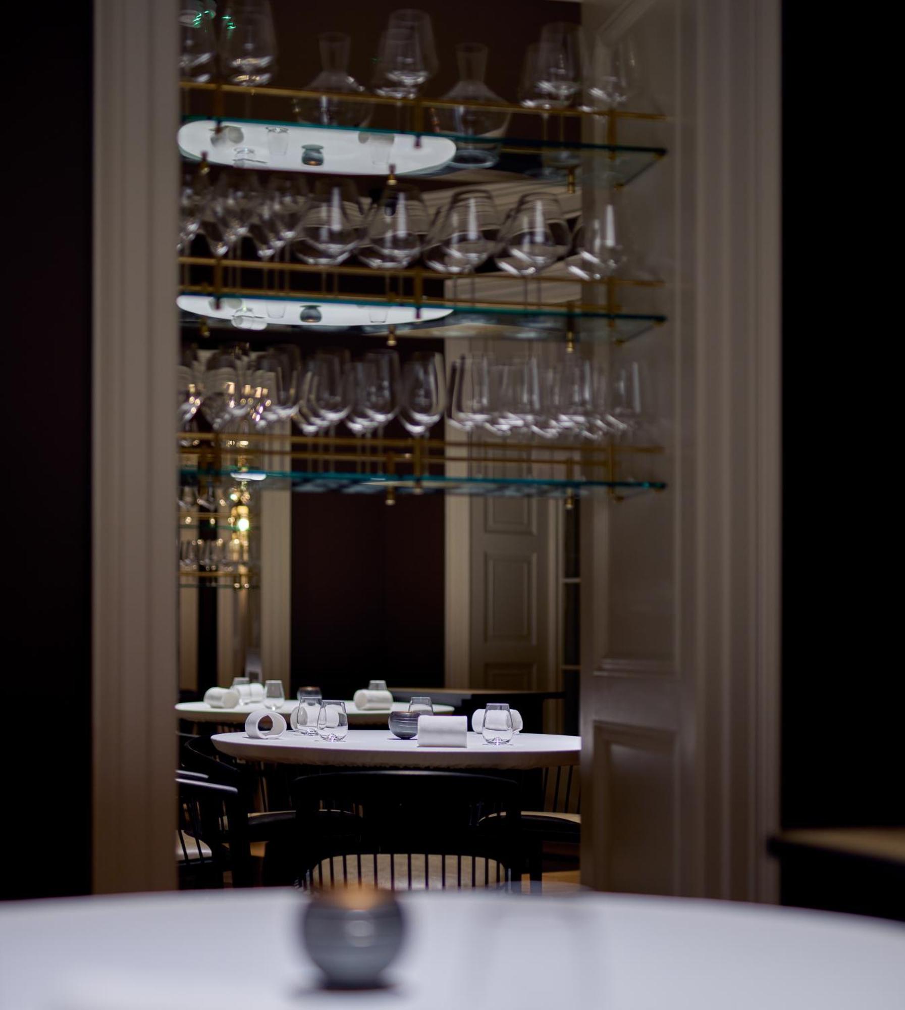 Castlemartyr Resort Hotel Exteriér fotografie A wine rack